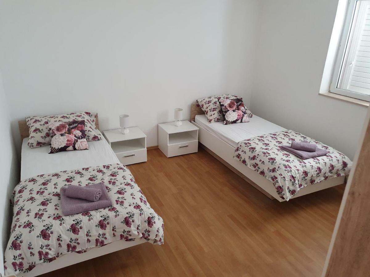 Holiday Home Kastela Village Kültér fotó